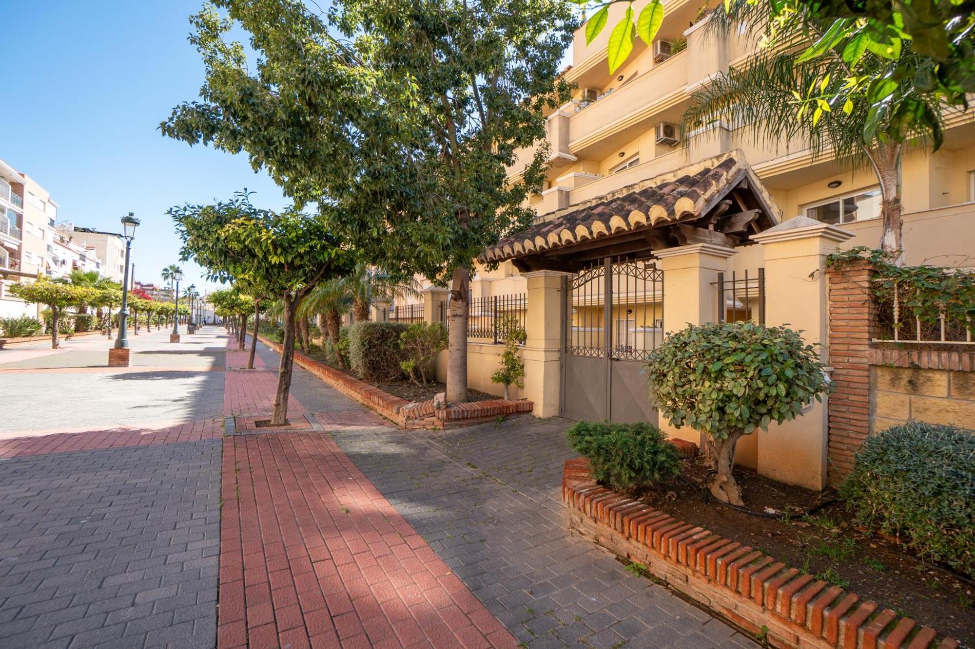 Neptuno 2C Menyber Apartment Nerja Exterior foto